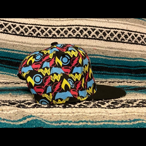 Justice League SnapBack Hat - Picture 2 of 9
